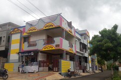 aathi sri cottage, Kutralam aathi sri cottage, Kutralam