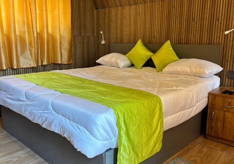 Silver Trees Aframe Cottages