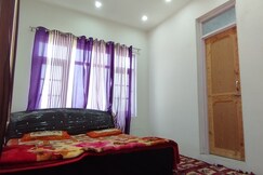 Lucky Palace Home Stay, Srinagar Lucky Palace Home Stay, Srinagar