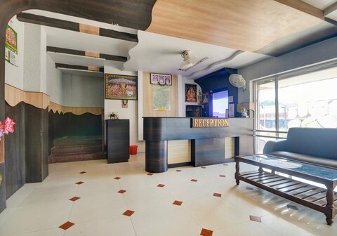 Sri Krishnan Residency