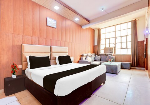 Hotel O DTU New Delhi Formerly V Town