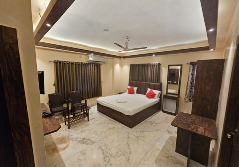 Golden Deer Guest House