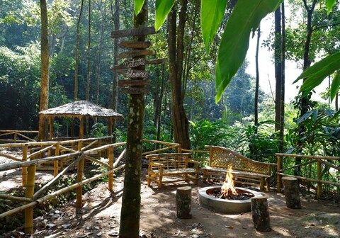 Casillda Munnar | Rooms & Caretaker