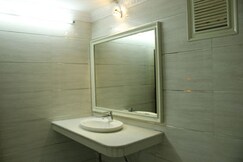 Hotel Naveen Deluxe, Meerut Hotel Naveen Deluxe, Meerut