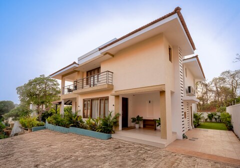 Casa Toledo Lux 4BHK | PvtPool