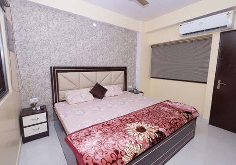 Ayushya Vaikunt Homestay 2 @ Prem Mandir