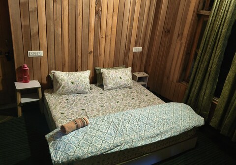 Sukun Hostel sainj