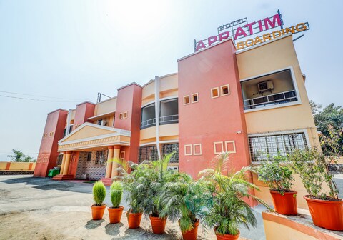 Hotel Apratim