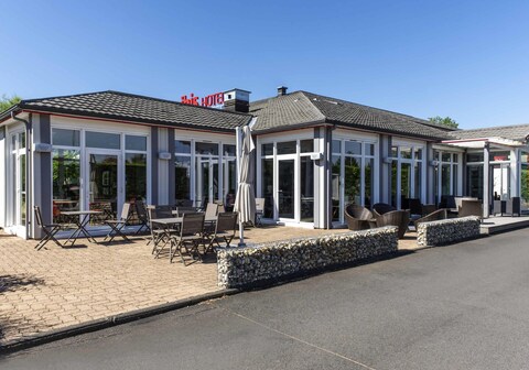 ibis Issoire