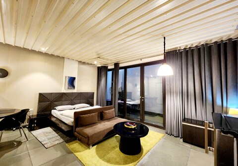 Lavish independent Studio in South Delhi N-57 GK1