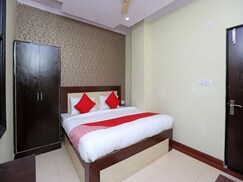 OYO 15525 Signature Inn, Delhi OYO 15525 Signature Inn, Delhi