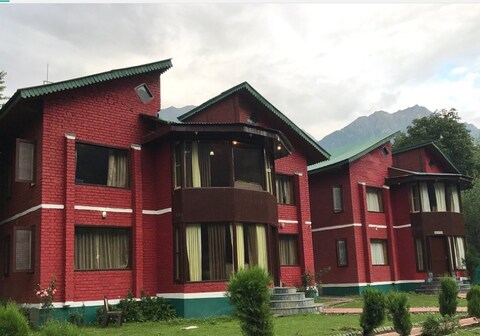 The Pinus Resorts, pahalgam