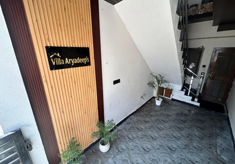 VILLA ARYADEEP'S