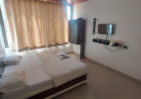 PANCHAVATI BEACH RESORT