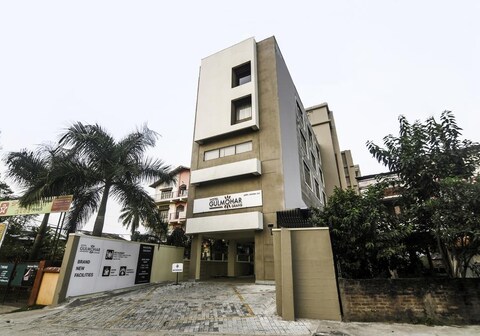 Hotel Gulmohar Grand