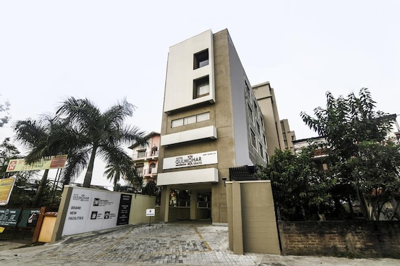 Hotel Gulmohar Grand