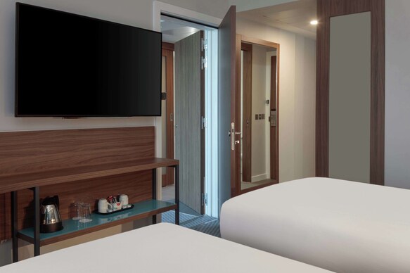 Hampton by Hilton Edinburgh Airport