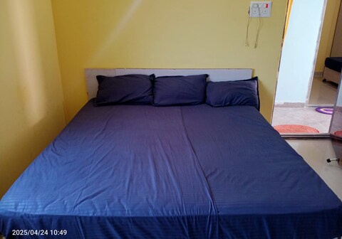 Abuz Oxford Caps Genome Valley