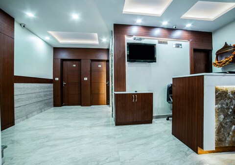Hotel O Toto International