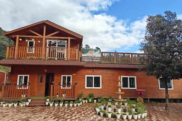 Vanprastha resorts