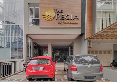 Collection O Cihampelas Near Ciwalk Formerly Regia Cihampelas