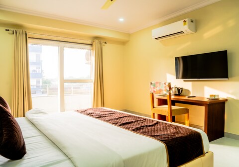 Hotel SGI- Jaipur Airport Hotel