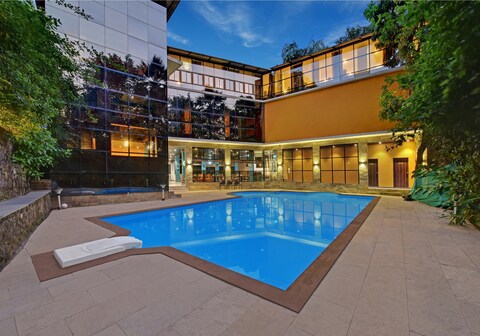 Silvanus Forest Retreat