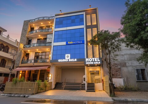FabHotel Grand Bala - MT Plaza