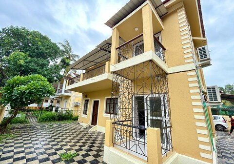 4bhk pool villa by the Calangute Beach