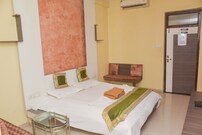 Nirmal Lodging and Boarding, Mumbai Nirmal Lodging and Boarding, Mumbai