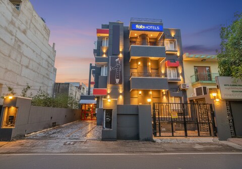 FabHotel Classic Holidays