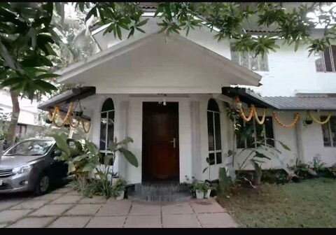 Bablina Homestay | 1km from Guruvayur Temple