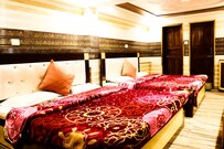 Hotel Suntej Plaza, Nainital Hotel Suntej Plaza, Nainital