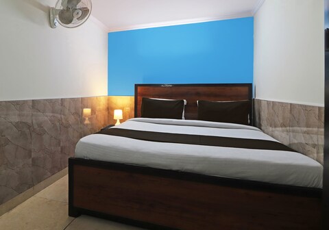 Hotel O Bluemoon Inn, South Campus