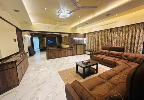 3BHK Service Apartment In Shivaji Park By Florastay