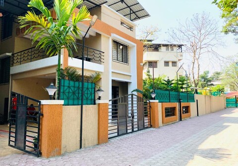Atharv Villa with Pvt Pool, Lonavala