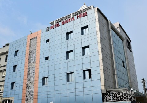 Hotel Maurya Pride