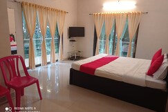 Abhay Niwas Panchagani Road, Mahabaleshwar Abhay Niwas Panchagani Road, Mahabaleshwar