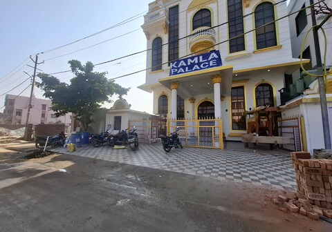 Hotel Kamla Palace