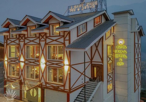 BLACK PEARL HOTEL AND SPA