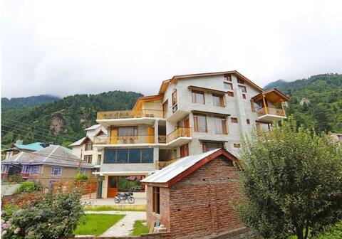 Royal INN Manali