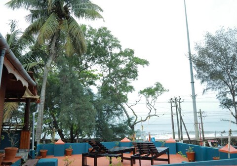 Sajeev Home Stay (Only for families)