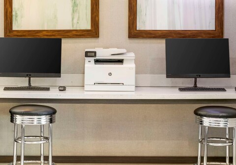 Best Western Plus Gardena Inn & Suites