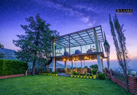 The Bulaakh Resort, Mussoorie by White Flower