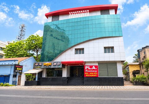 PLA Residency Thanjavur - Near Brihadeeswarar Temple & Railway Station