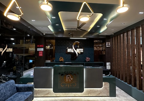 Hotel Royal Suites Plus (100 Meters From Dargah)