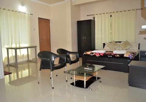 Ac Apartment close to the Airport and Beach