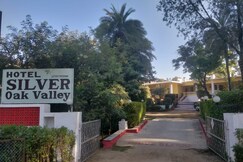 Silver Oak Valley, Mount Abu Silver Oak Valley, Mount Abu