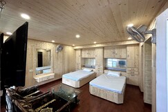 Hilltop Barog Home, Solan Hilltop Barog Home, Solan