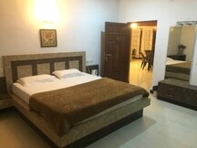 Mansarovar Holiday home, Coonoor Mansarovar Holiday home, Coonoor